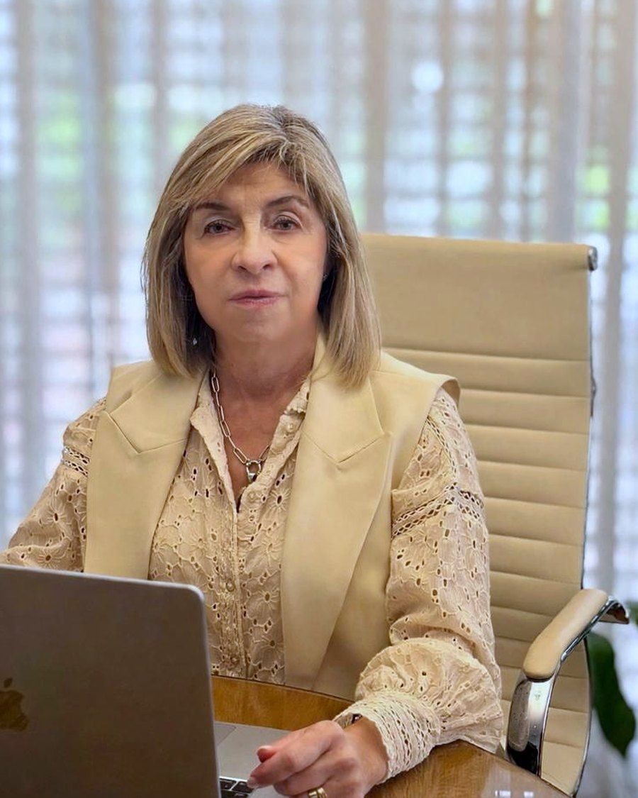 Dra. Bibiana Cetrángolo, abogada · mediadora, en el estudio de San Martín 881, Luján.